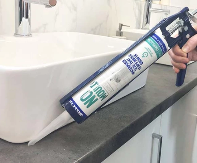 Getting a proper seal around your sink prevents water penetration. Here’s the best way to ensure a complete seal around your sink area to make it easier to clean and less prone to water damage and discolouration.